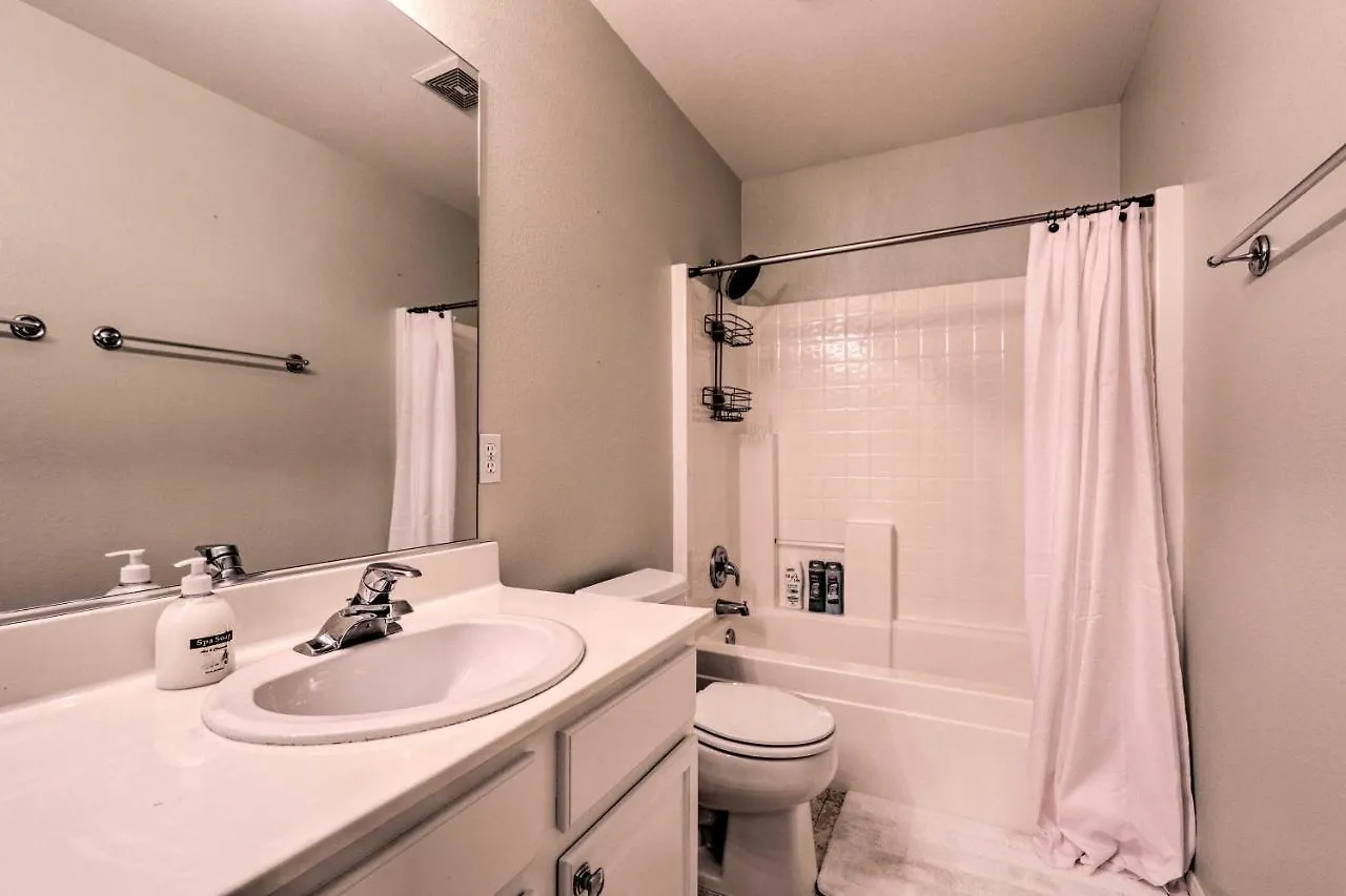 Luxurious Vegas Digs Hot Tub, Bbq, Cabana And More! Las Vegas USA
