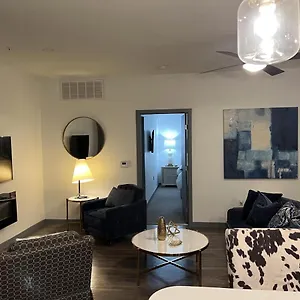  Apartment Vibrant Downtown Summerlin